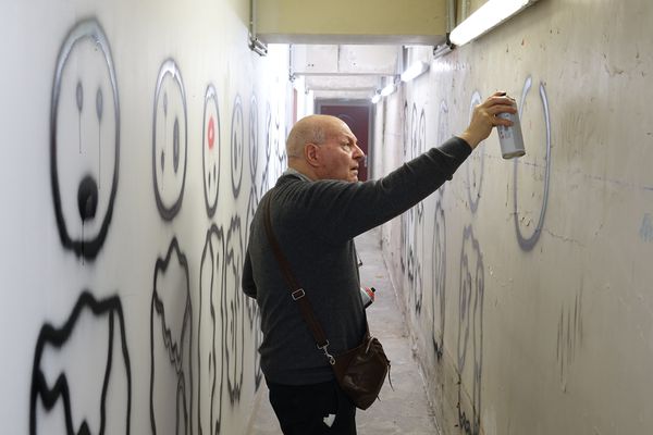 Zloty : l’indomptable graffeur de 83 ans pionnier du street art – franceinfo