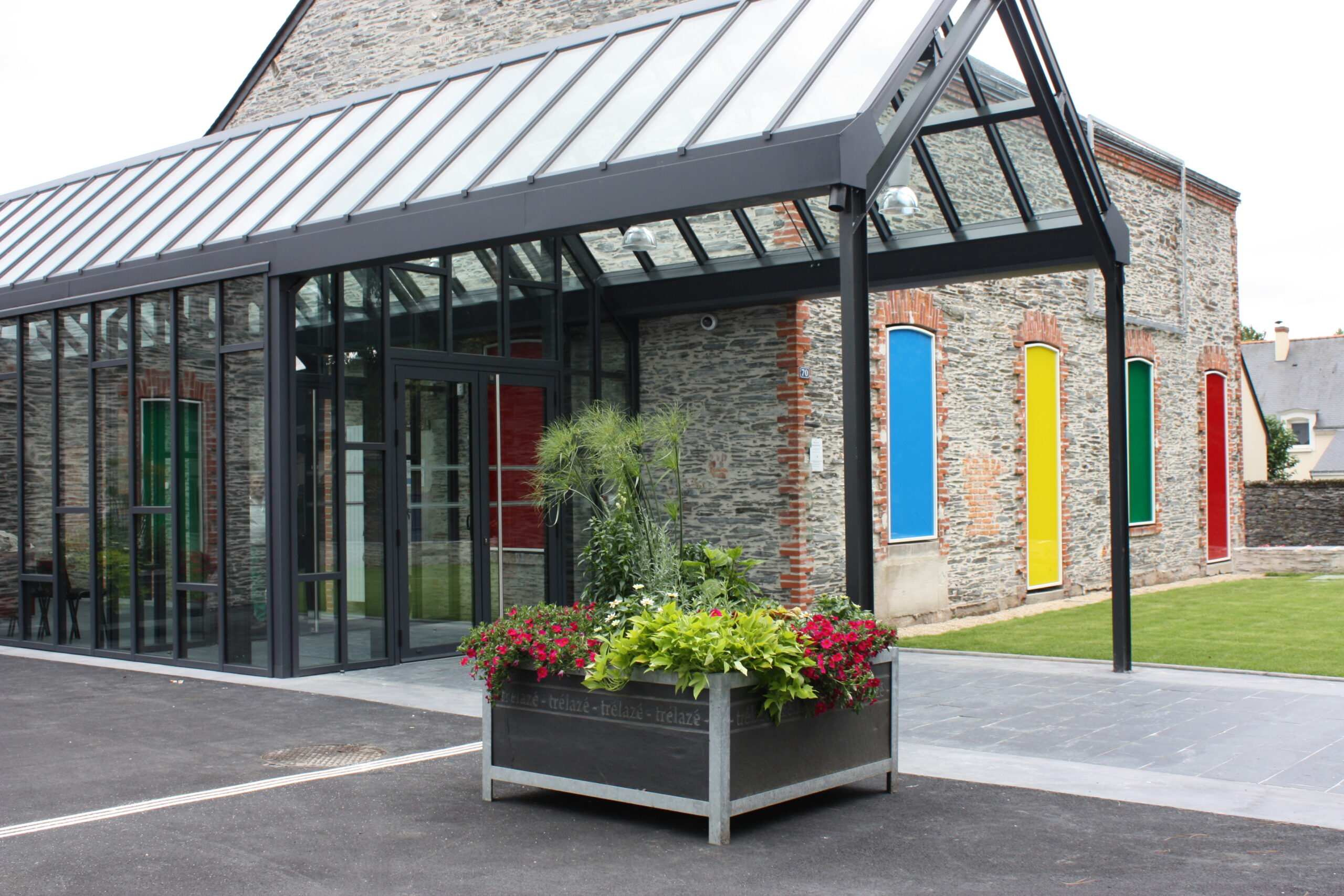 Les anciennes Écuries, espace d’art contemporain